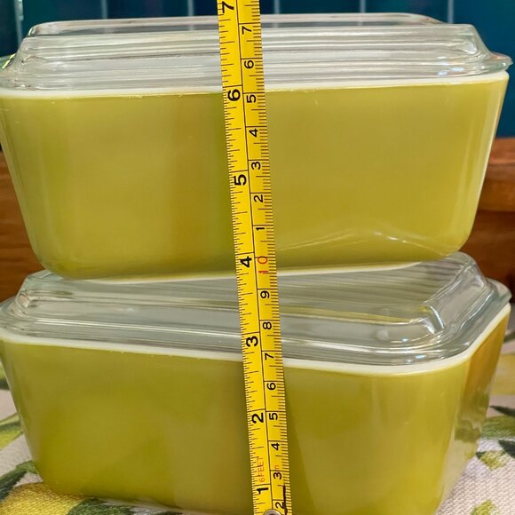 4-Pc 1960s Pyrex Refrigerator Dishes with Lids- Super shape Vintage! - Picture 14 of 16